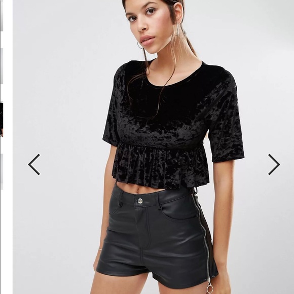 Boohoo Velvet Cropped Tee With Frill Hem - Picture 1 of 5